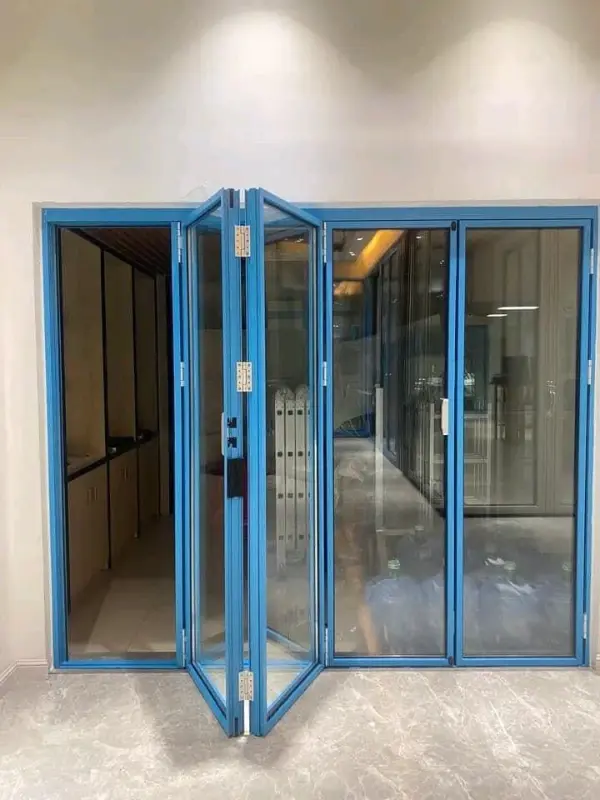 Outdoor indoor folding door - seamless transition