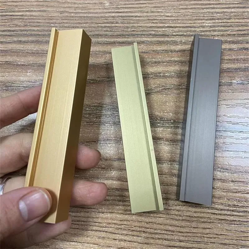 Plain mirror frame