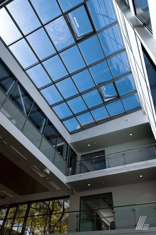 Thumbnail: automatic skylight glass roof